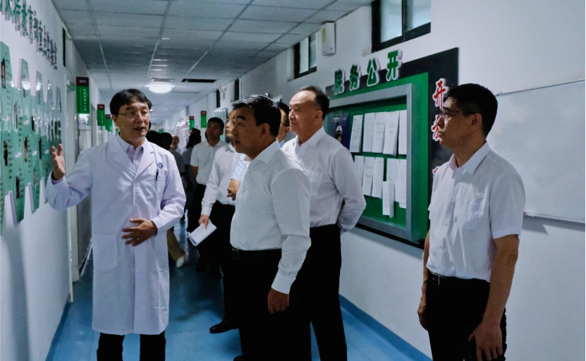 自治区人民政府副主席马宗保调研威斯尼斯安全生产、学科建设和人才培养工作